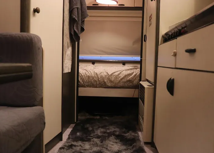 Full Service Caravan Apartmán *