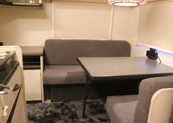 Full Service Caravan * Albertslund